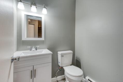 118 Sheraton Lane Norwich CT 06360