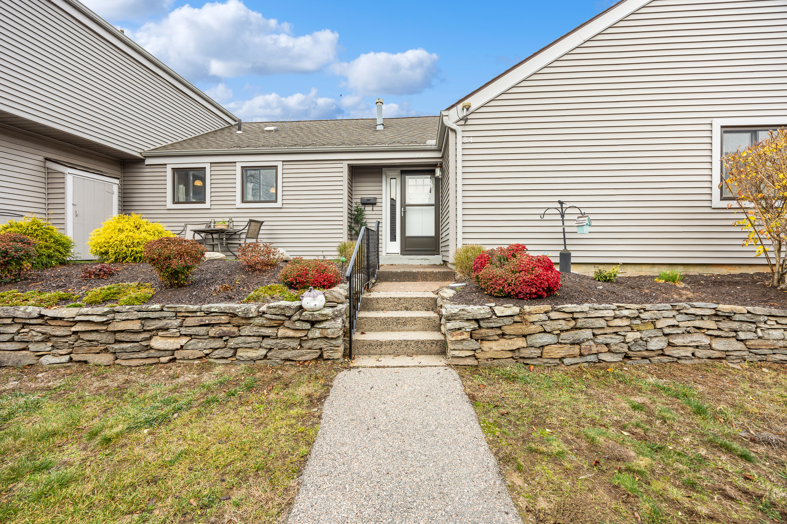 84 Hollister South Way Glastonbury CT 06033