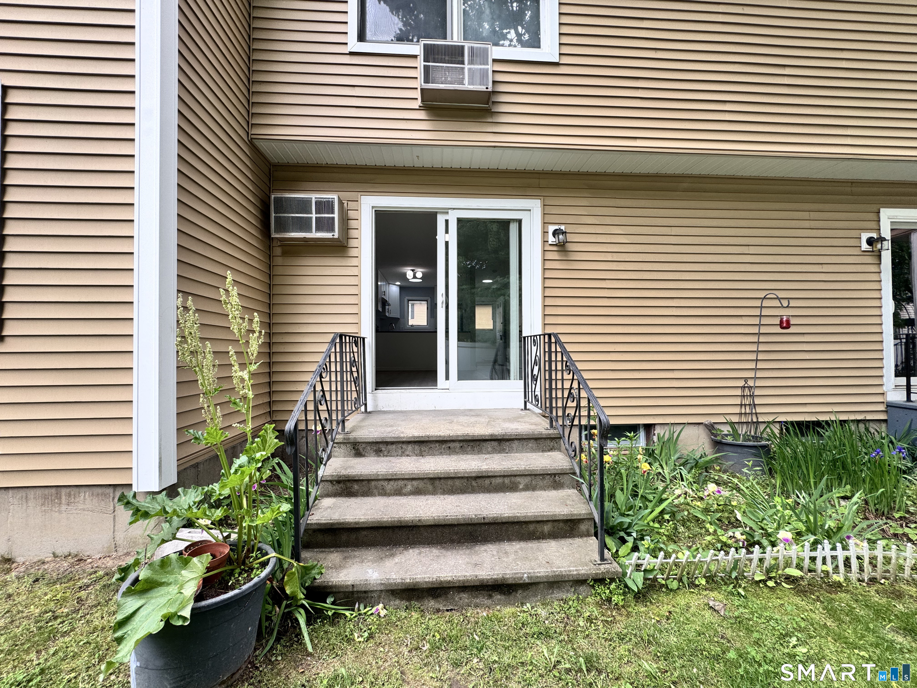 41 South Main Street Griswold CT 06351