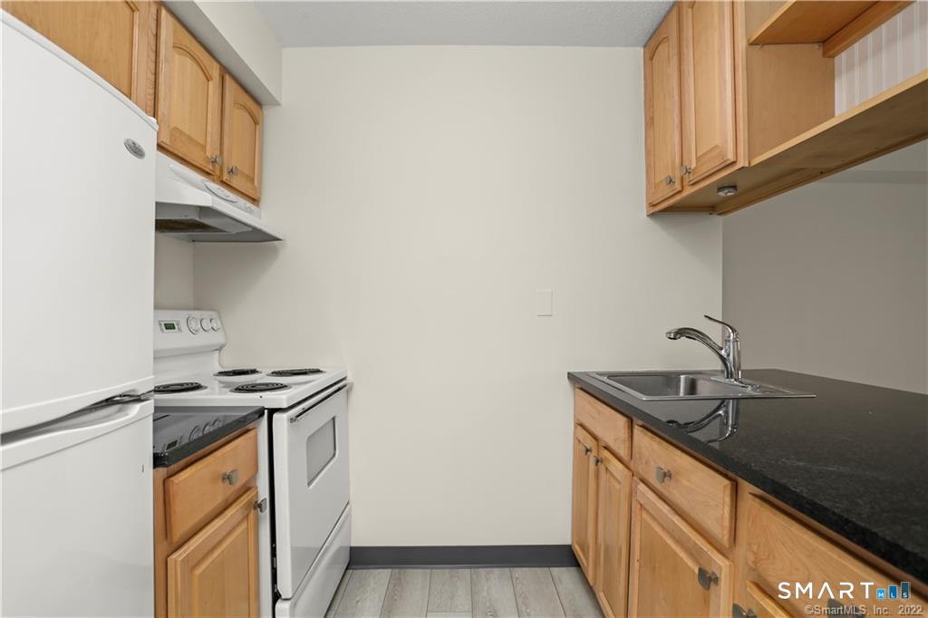 25 Ellsworth Street Bridgeport CT 06605