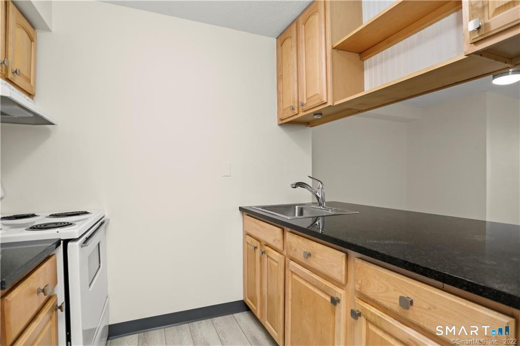 25 Ellsworth Street Bridgeport CT 06605