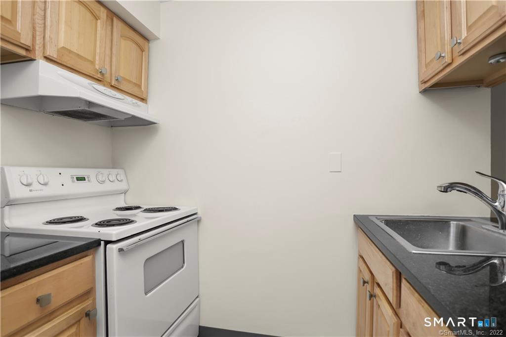 25 Ellsworth Street Bridgeport CT 06605