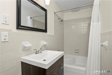 25 Ellsworth Street Bridgeport CT 06605