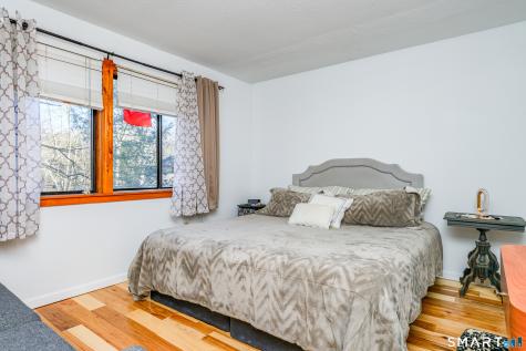 5 Upper Commons Woodbury CT 06798