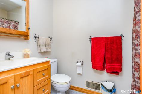 5 Upper Commons Woodbury CT 06798