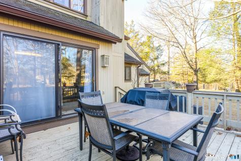 5 Upper Commons Woodbury CT 06798