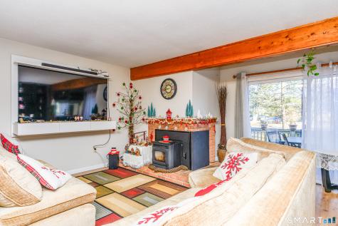 5 Upper Commons Woodbury CT 06798