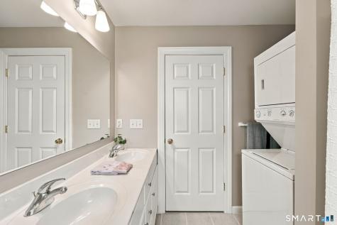 25 River Walk Drive Brooklyn CT 06234