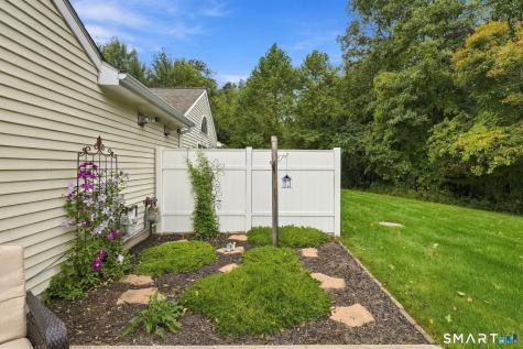 25 River Walk Drive Brooklyn CT 06234