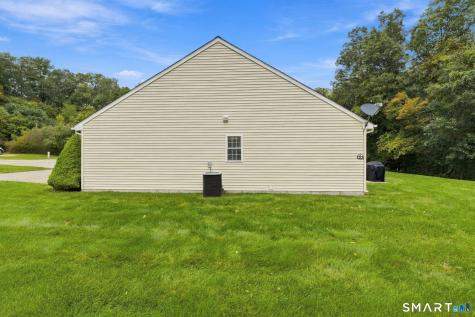 25 River Walk Drive Brooklyn CT 06234