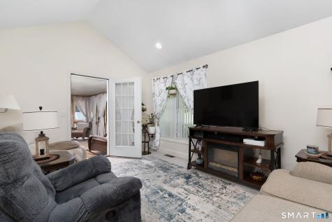 78 Perry Street Putnam CT 06260