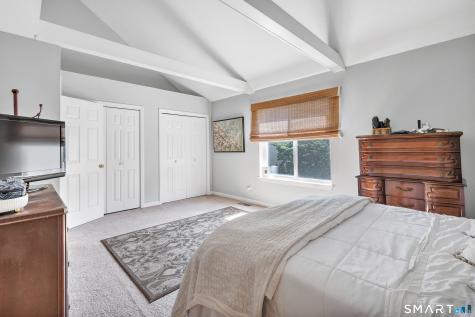 30 Ivy Grove Court Shelton CT 06484