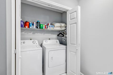 30 Ivy Grove Court Shelton CT 06484