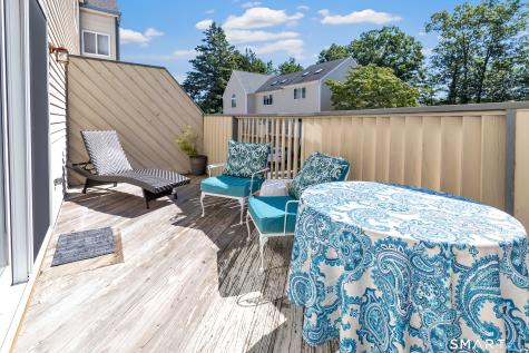 30 Ivy Grove Court Shelton CT 06484
