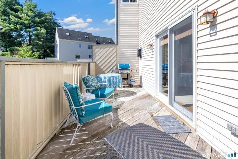 30 Ivy Grove Court Shelton CT 06484