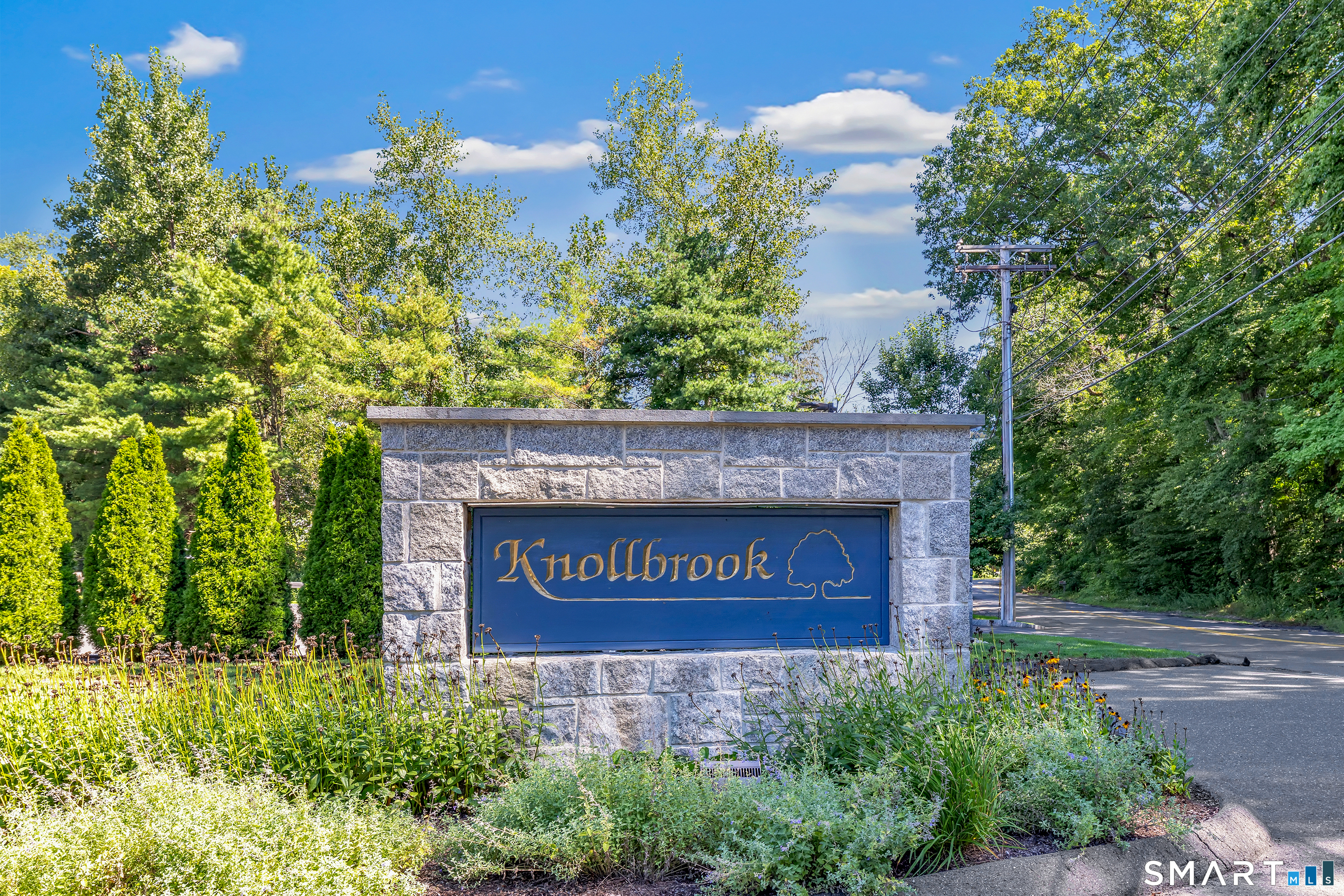30 Ivy Grove Court Shelton CT 06484