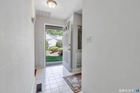 30 Ivy Grove Court Shelton CT 06484