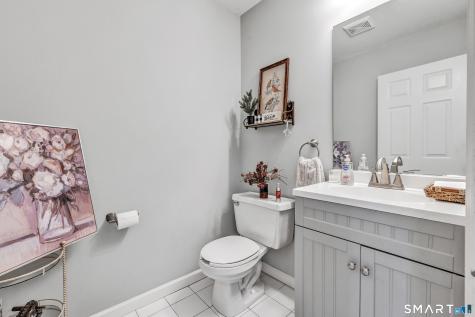 30 Ivy Grove Court Shelton CT 06484