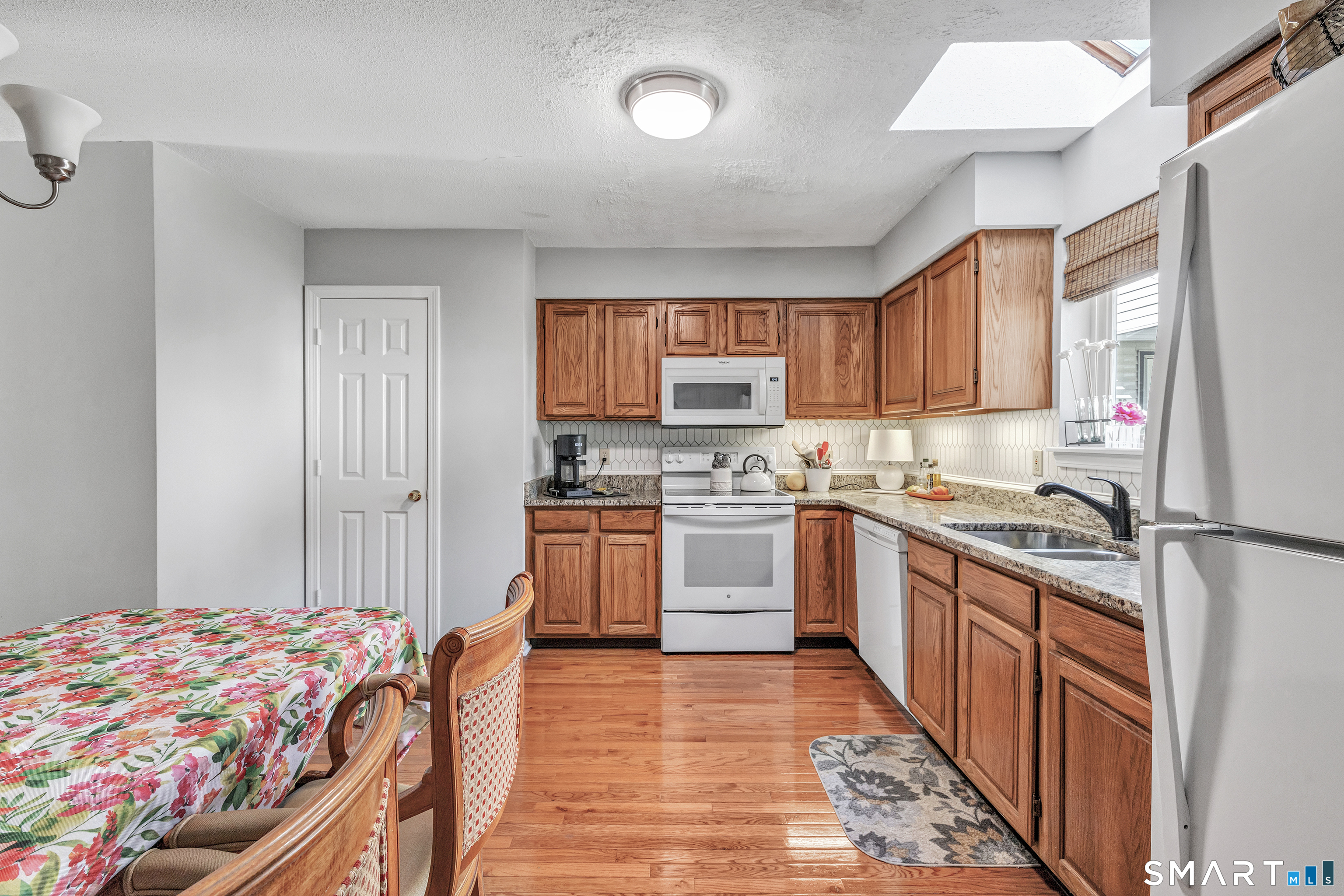 30 Ivy Grove Court Shelton CT 06484
