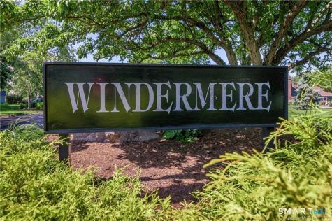22 Thelbridge Street Madison CT 06443