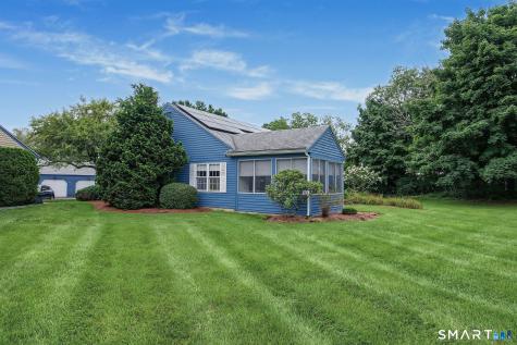 22 Thelbridge Street Madison CT 06443