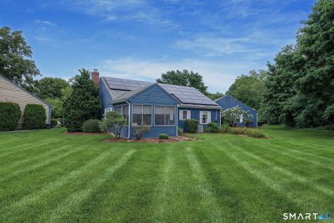 22 Thelbridge Street Madison CT 06443