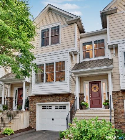 602 Woodland Hills Drive Trumbull CT 06611