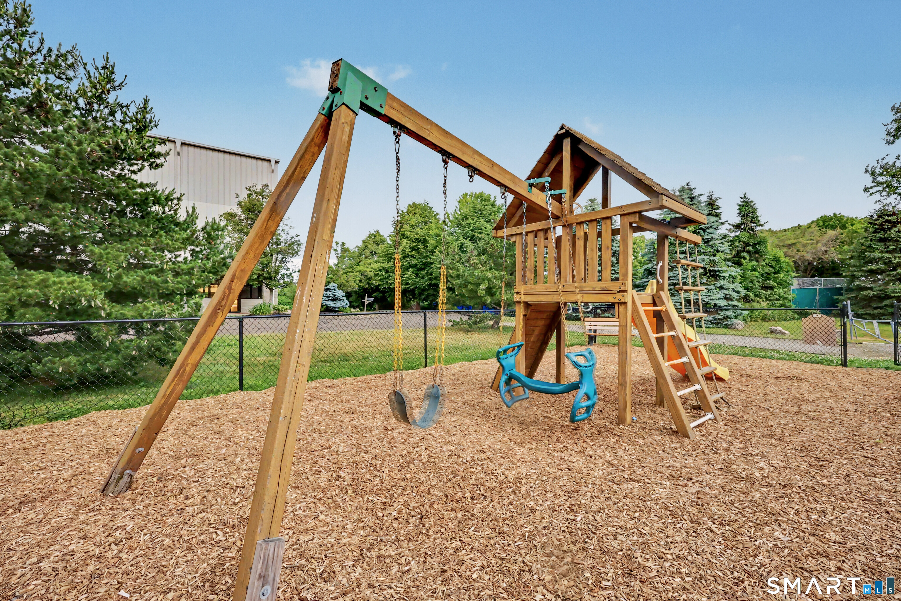 602 Woodland Hills Drive Trumbull CT 06611