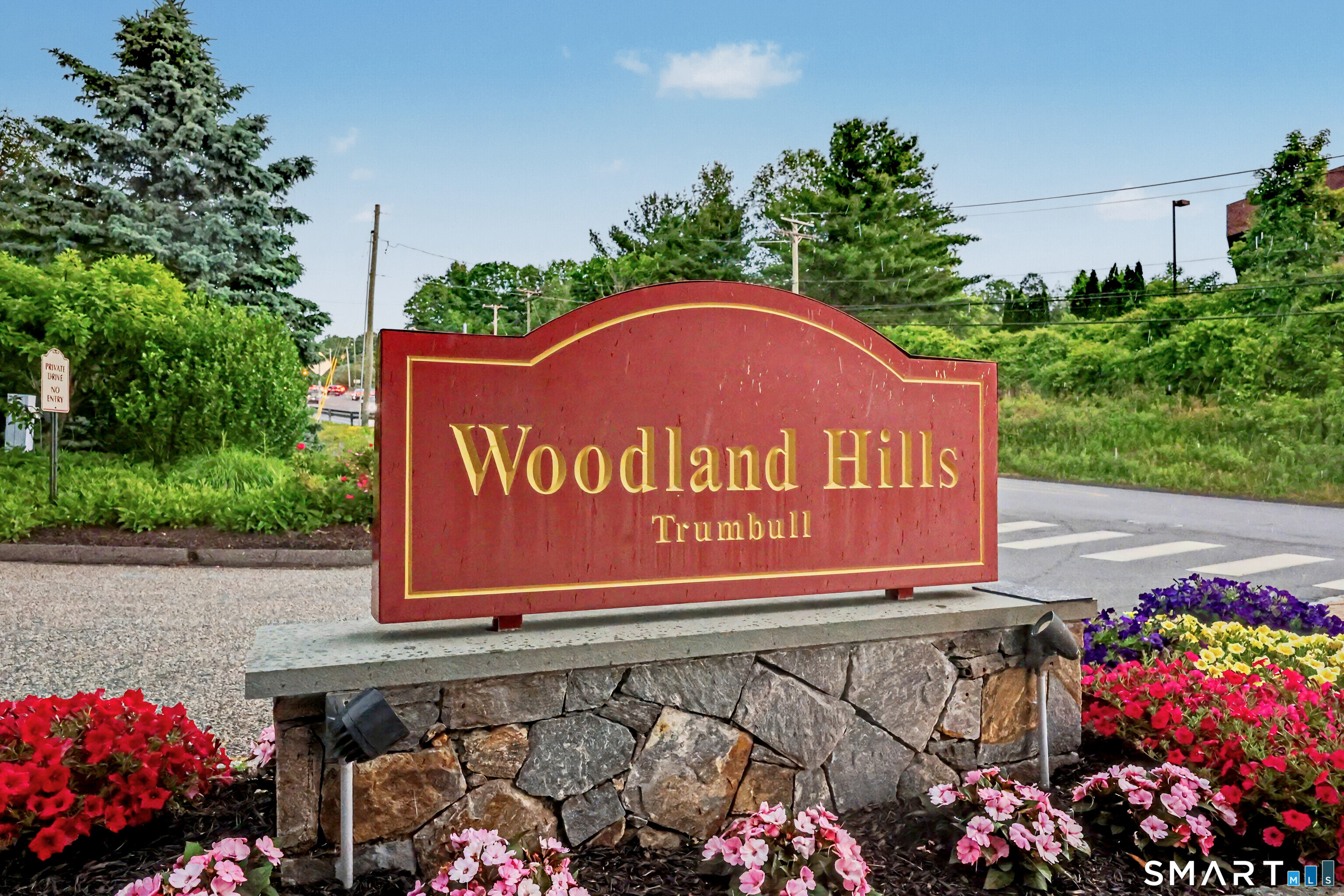 602 Woodland Hills Drive Trumbull CT 06611