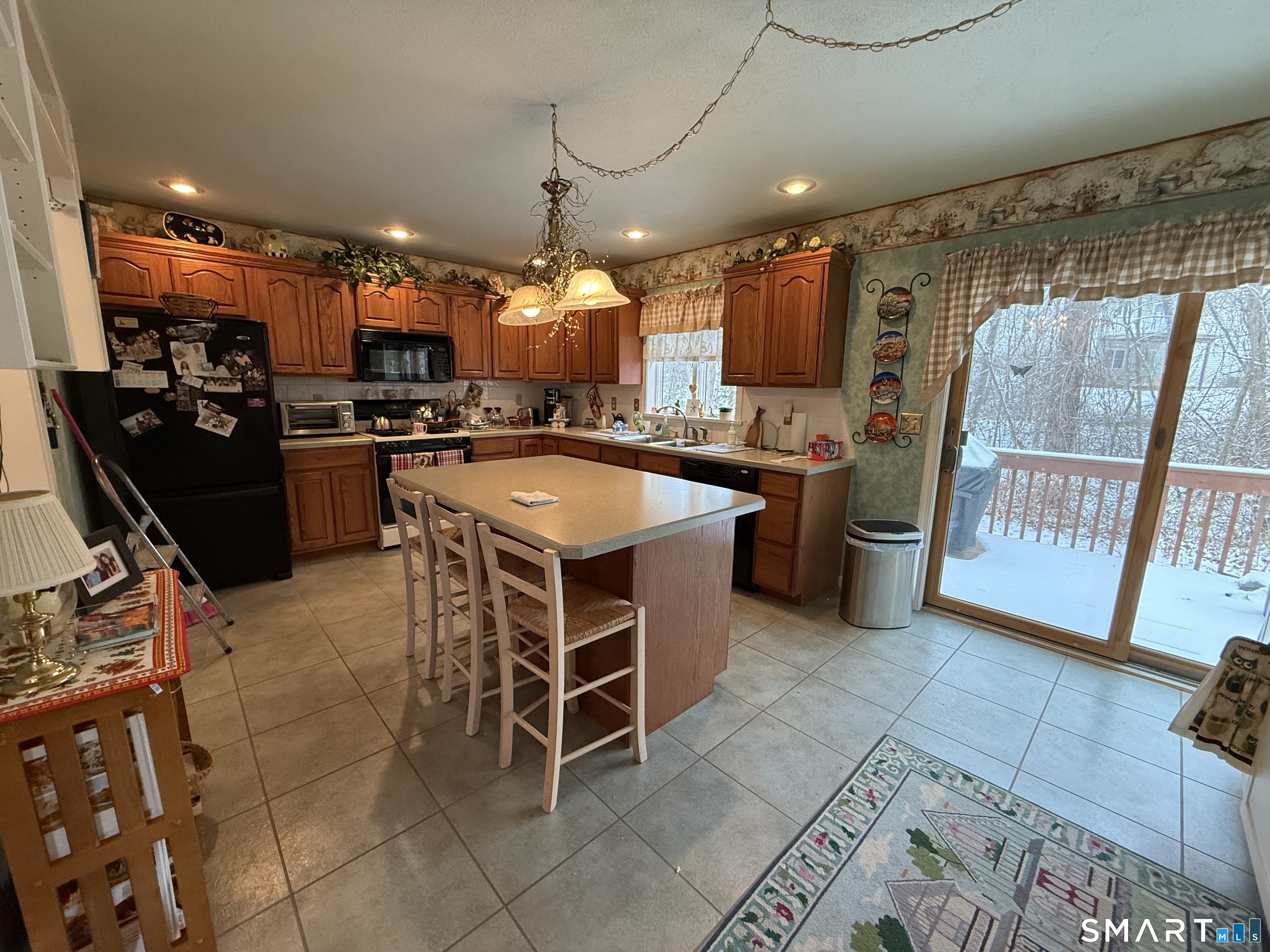 13 Quail Court Windsor Locks CT 06096