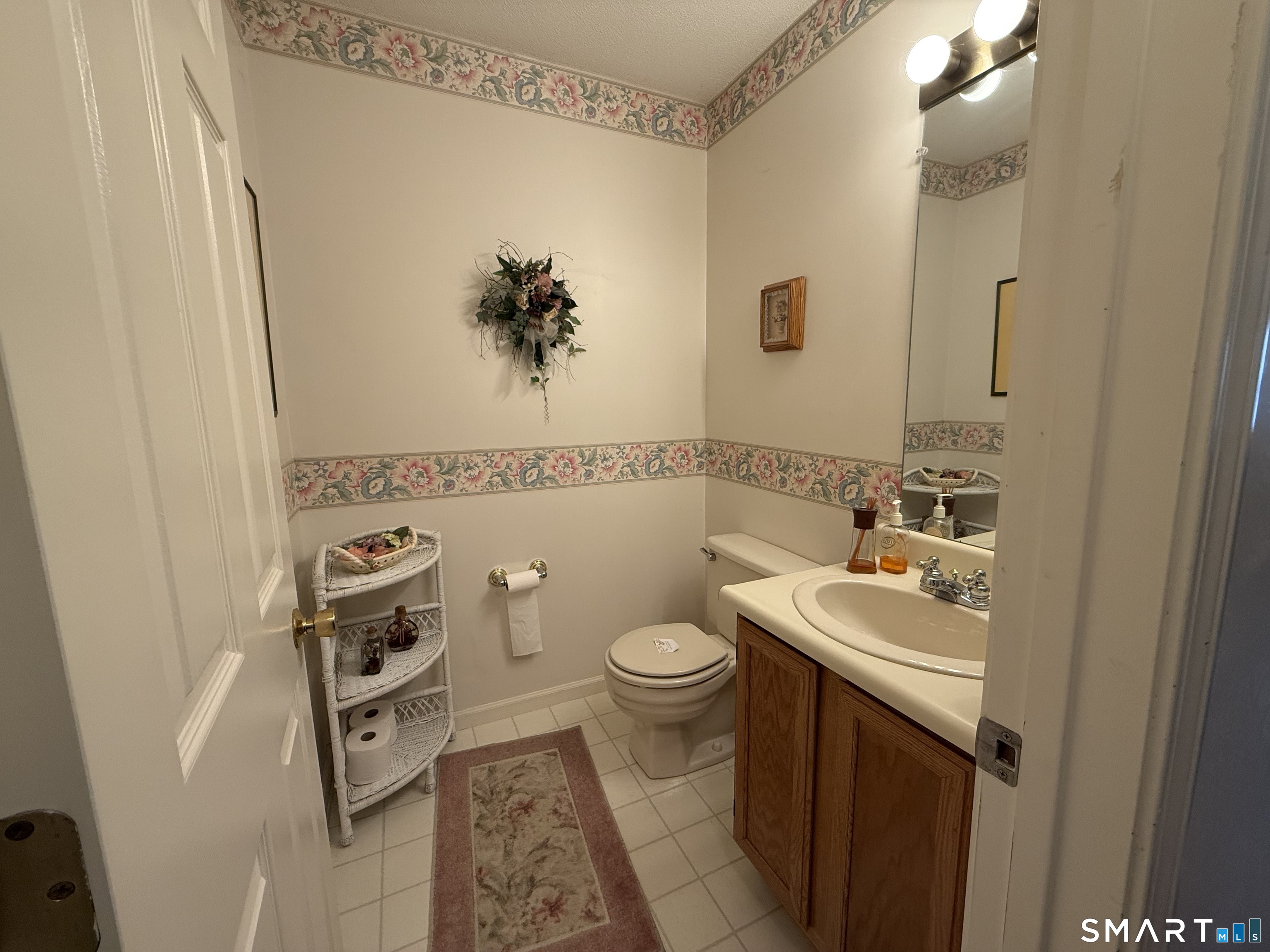 13 Quail Court Windsor Locks CT 06096