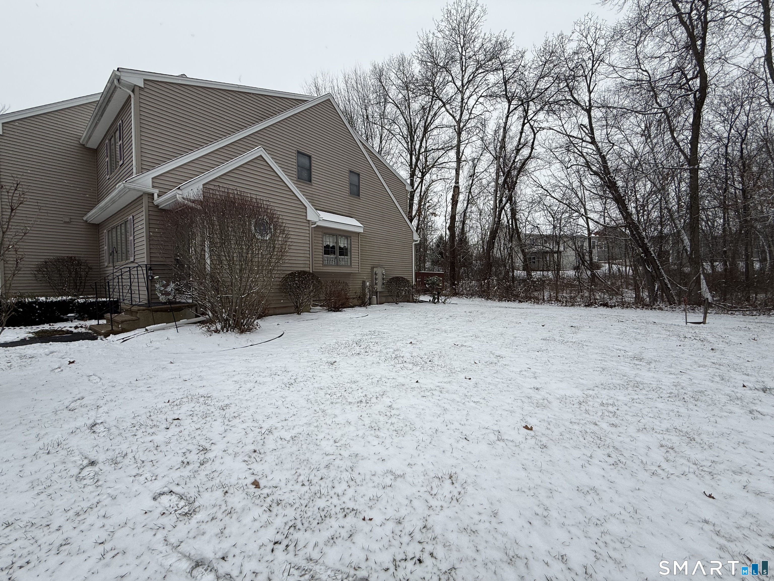 13 Quail Court Windsor Locks CT 06096