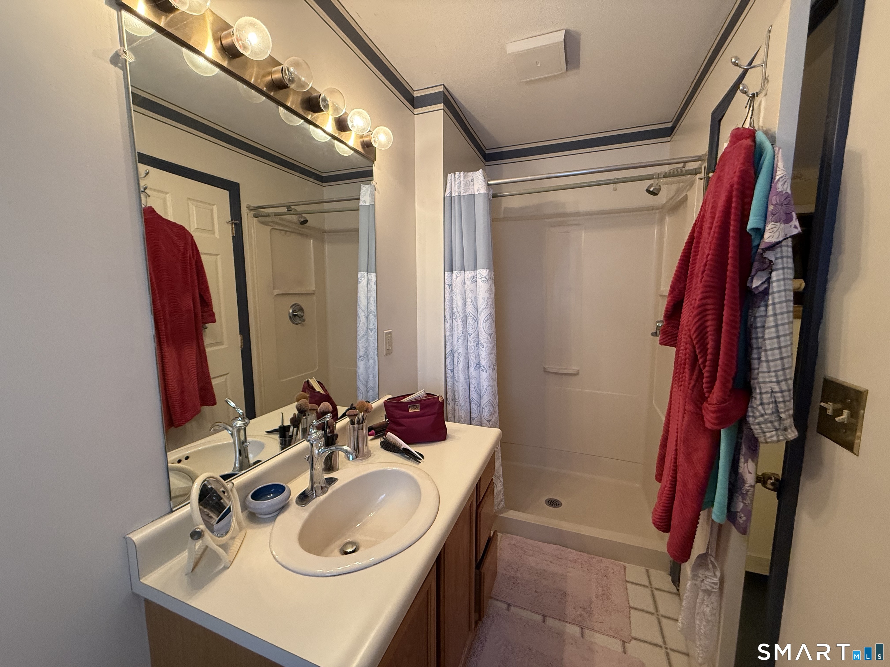 13 Quail Court Windsor Locks CT 06096