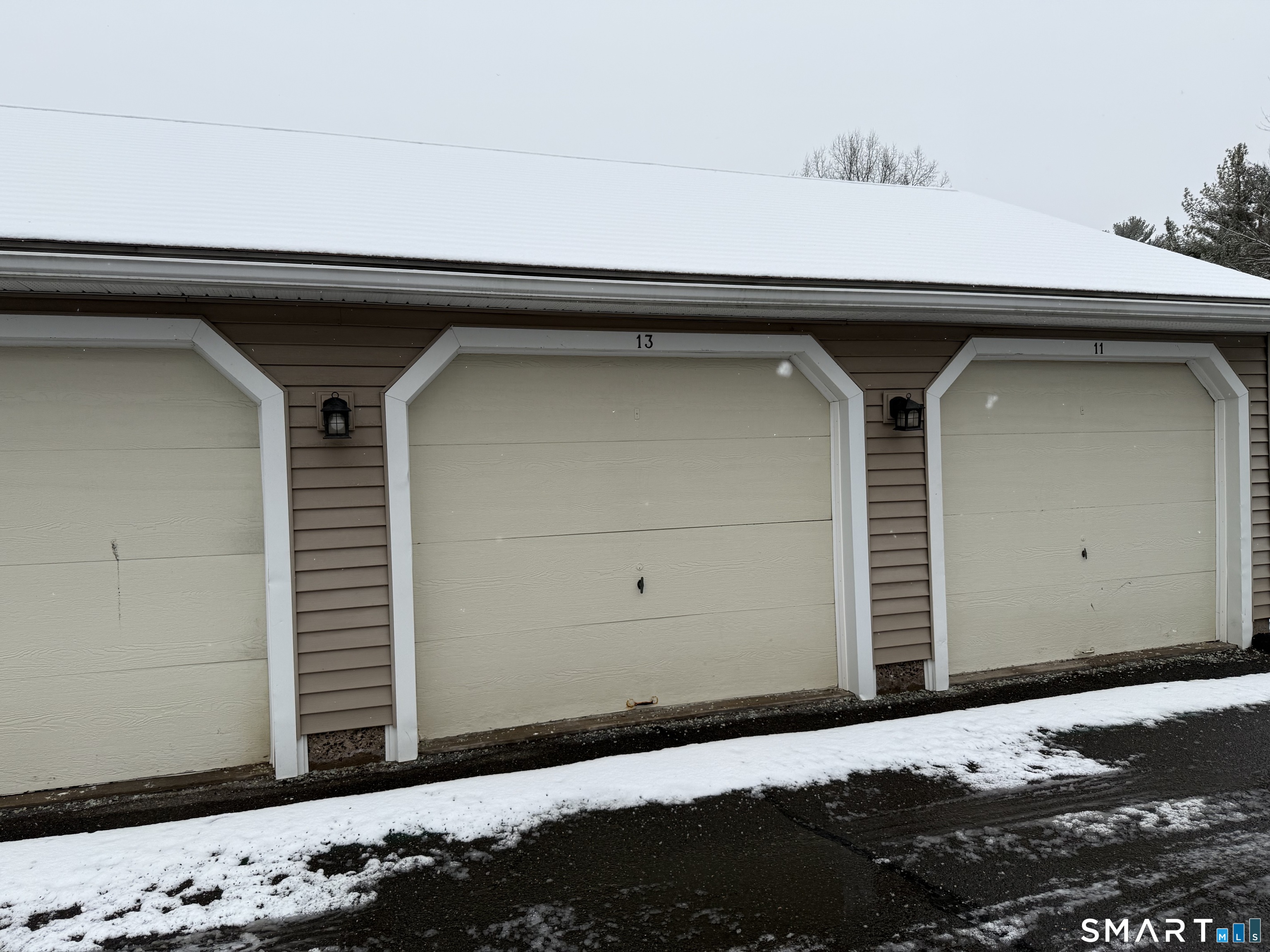 13 Quail Court Windsor Locks CT 06096