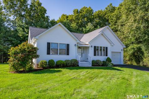 9 Memory Lane Newington CT 06111