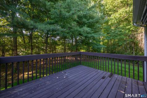 9 Memory Lane Newington CT 06111