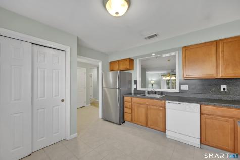 9 Memory Lane Newington CT 06111