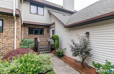 19 Steeplechase Drive Newington CT 06111