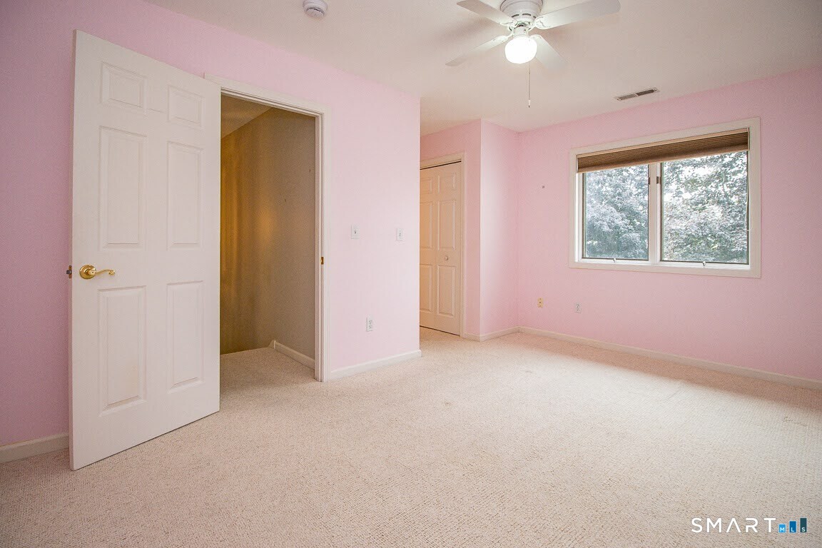 19 Steeplechase Drive Newington CT 06111