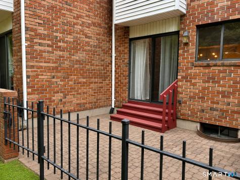 3 Danforth Lane West Hartford CT 06110