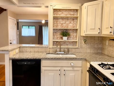 3 Danforth Lane West Hartford CT 06110