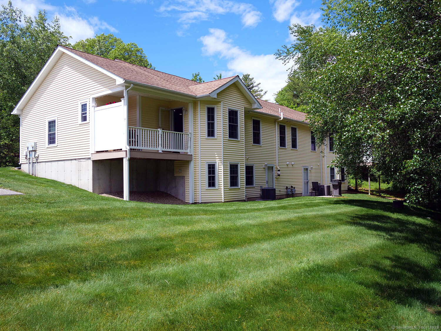 4 Bluebird Lane Killingly CT 06241