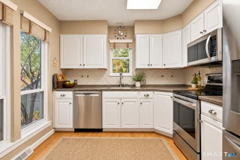 20 Conifer Lane Avon CT 06001