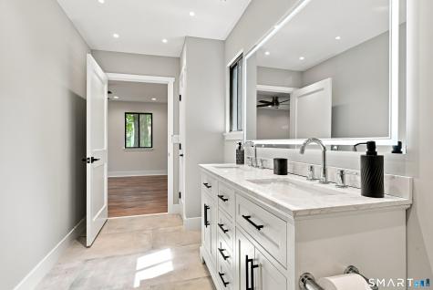 397 Heritage Village Southbury CT 06488