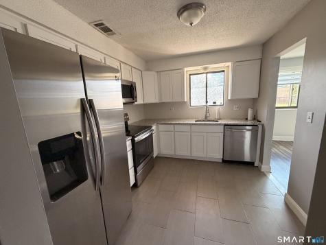 55 Thompson Street East Haven CT 06513