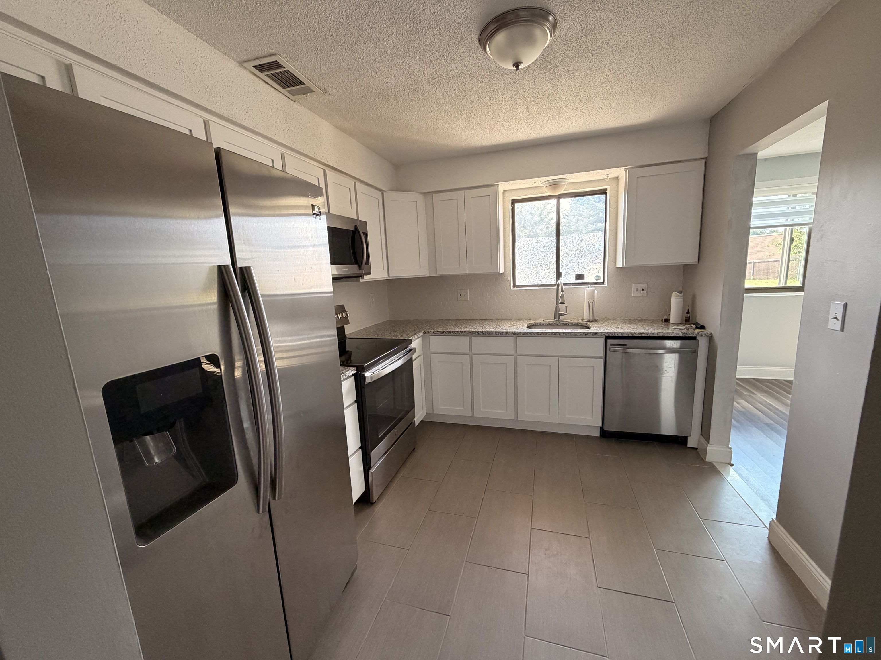 55 Thompson Street East Haven CT 06513