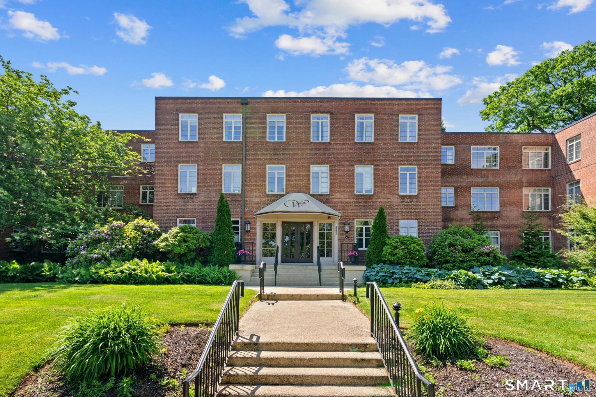 869 Farmington Avenue West Hartford CT 06119