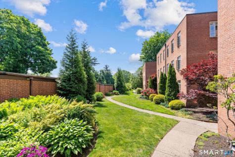869 Farmington Avenue West Hartford CT 06119