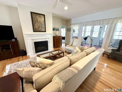 575 Inverness Court Oxford CT 06478