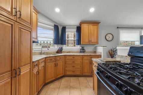 32 Pine Street Norwalk CT 06854